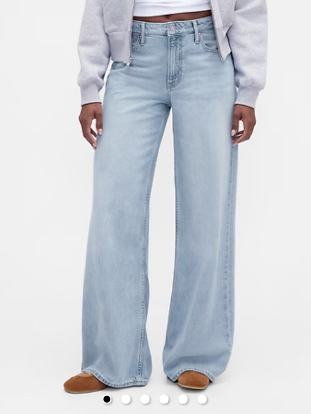 Gap Curvy Mid Rise UltraSoft
Baggy Jeans